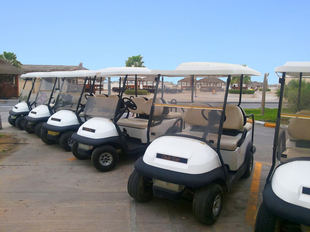 Golden Tulip Dana Bay Resort Dhahran Bagian luar foto