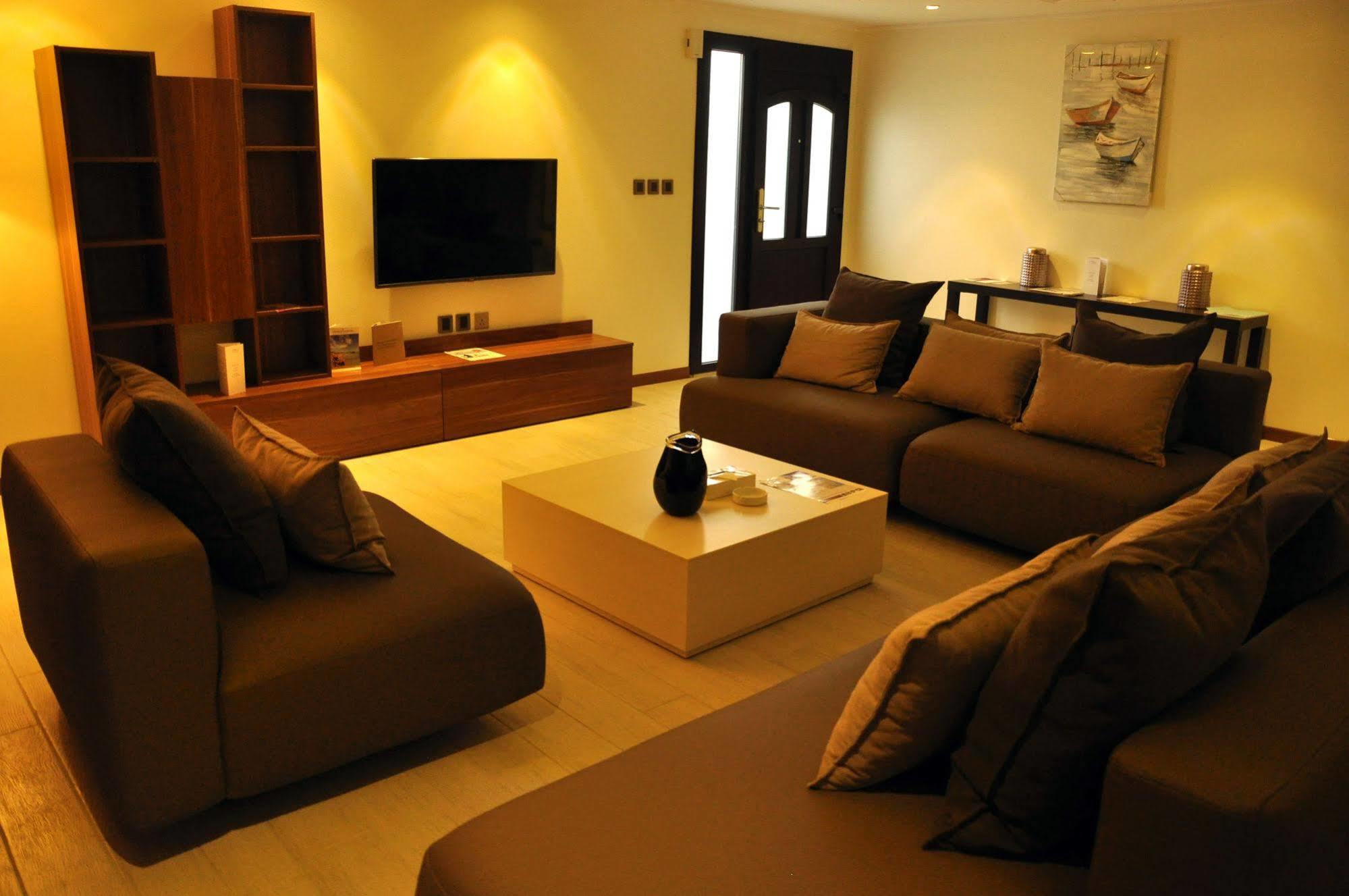 Golden Tulip Dana Bay Resort Dhahran Bagian luar foto